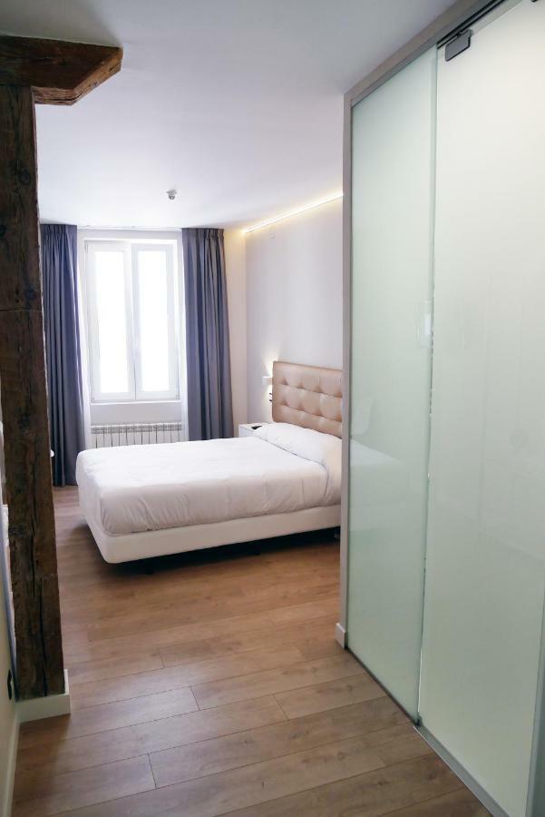 Art Burgos Hotel ภายนอก รูปภาพ